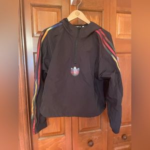 Adidas Trefoild Half Zip Windbreaker Jacket with rainbow details size large EUC